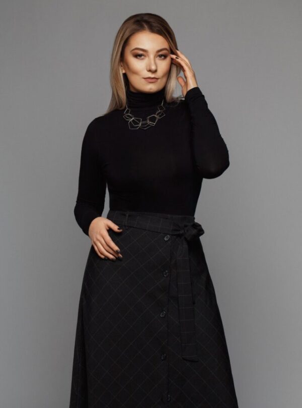 Three Piece - Image 3